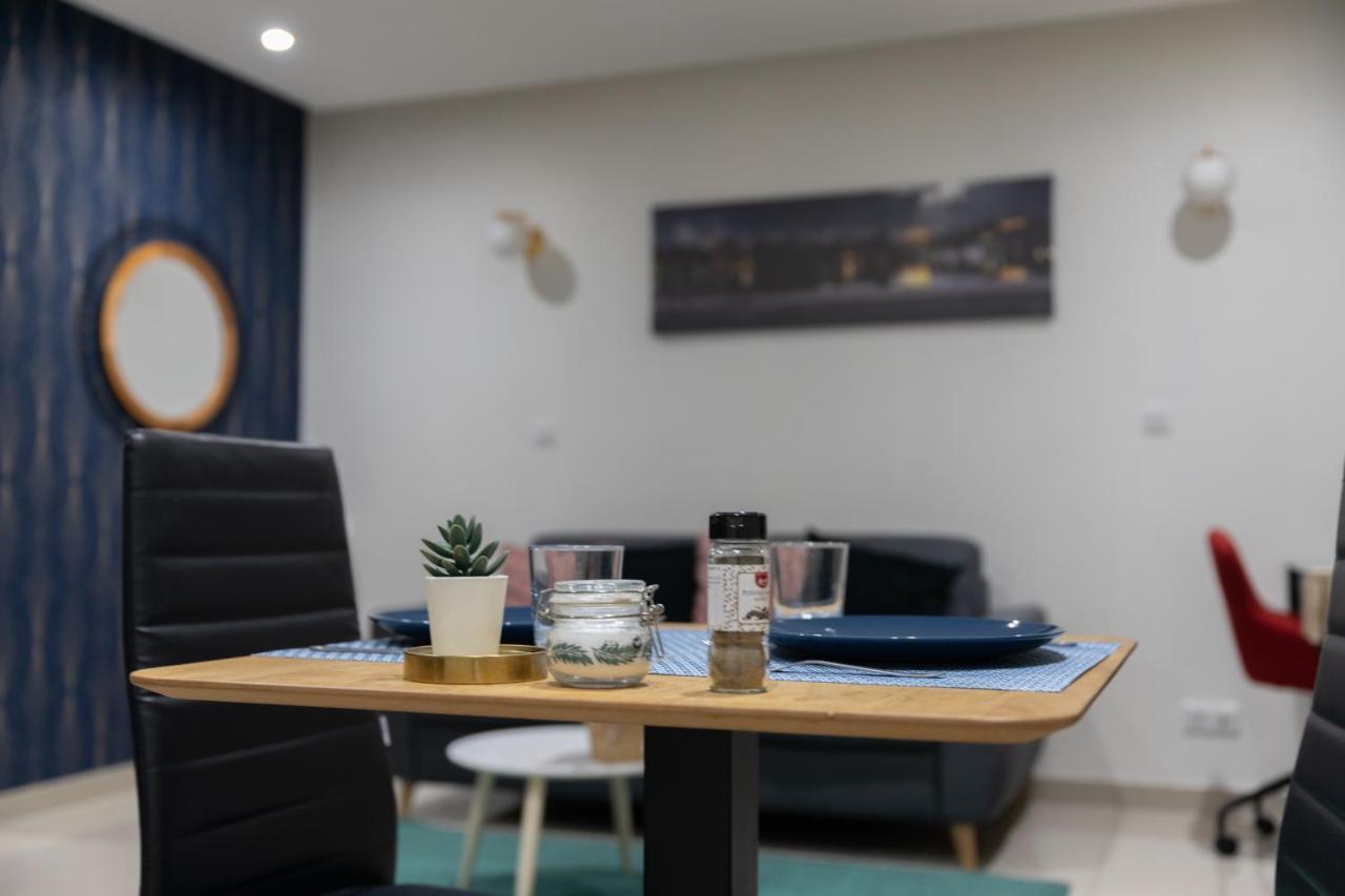 Elegant Et Tres Spacieux, Mon Studio Vous Seduira! Mety Exteriér fotografie